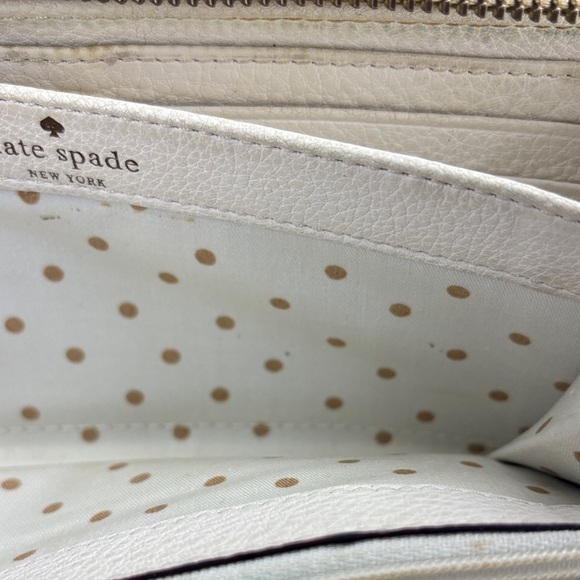 🔥🔥🔥Kate Spade Rose Gold Zip Wallet🔥🔥🔥 ***READ DESCRIPTION*** - Picture 7 of 16